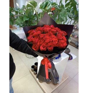 Vip 30 Kırmızı Gül